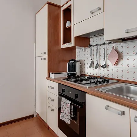Casa Boss Cisanello Apartamento